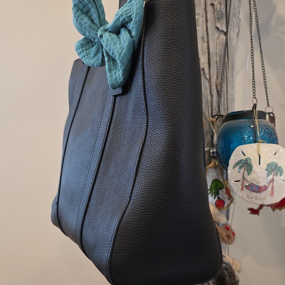 COACH HUDSON DOUBLE HANDLE TOTE#8157 WITH HANDMADE BOW BY JOJOSTYLES - Picture 4 of 10